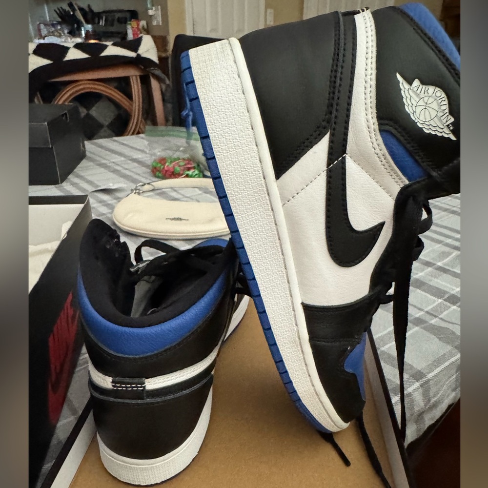 NIKE AIR JORDAN 1 RETRO HIGH OG GS ROYAL TOES Size 6.5Y 8.0W